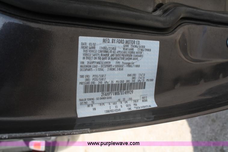 image for item A2241 2007 Ford Crown Victoria Police Interceptor