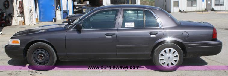 image for item A2246 2008 Ford Crown Victoria Police Interceptor