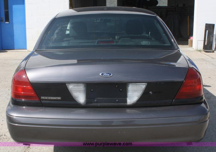 image for item A2246 2008 Ford Crown Victoria Police Interceptor