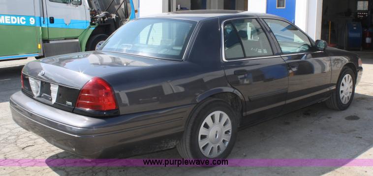 image for item A2247 2009 Ford Crown Victoria Police Interceptor