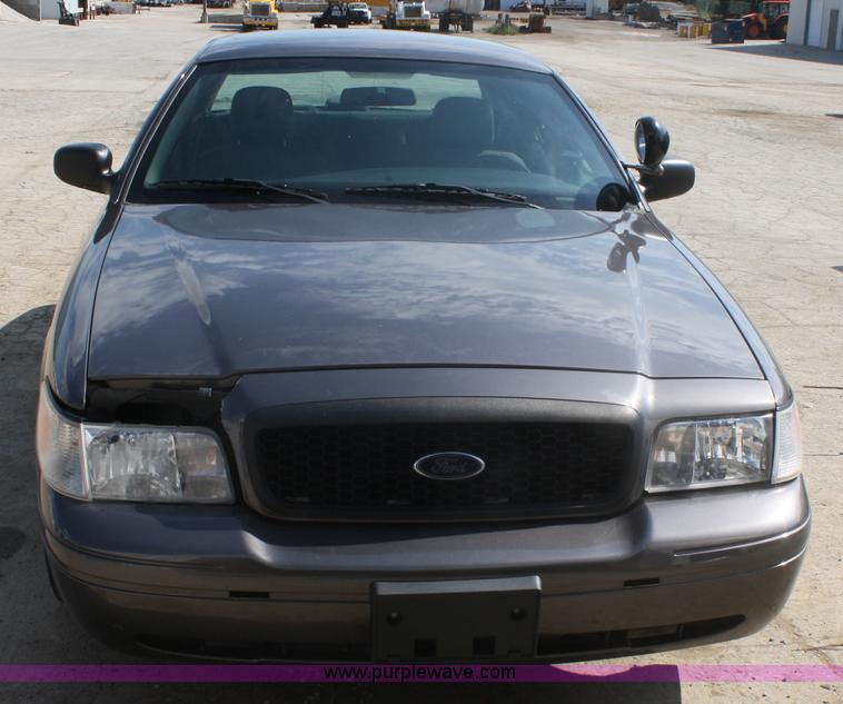 image for item A2247 2009 Ford Crown Victoria Police Interceptor