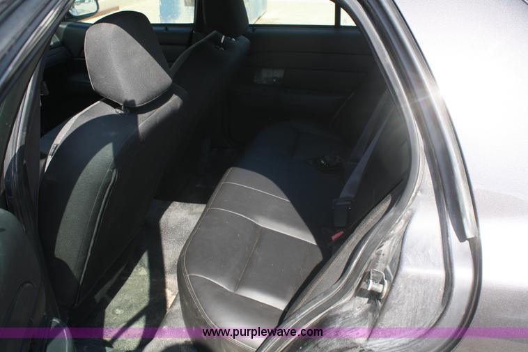 image for item A2247 2009 Ford Crown Victoria Police Interceptor