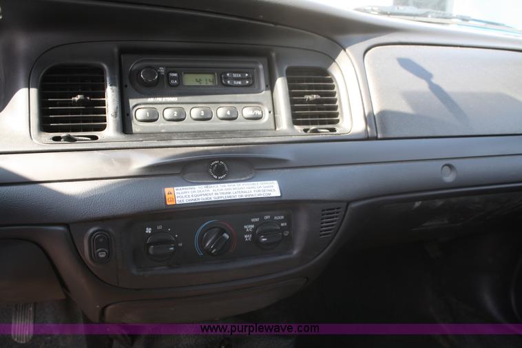 image for item A2247 2009 Ford Crown Victoria Police Interceptor