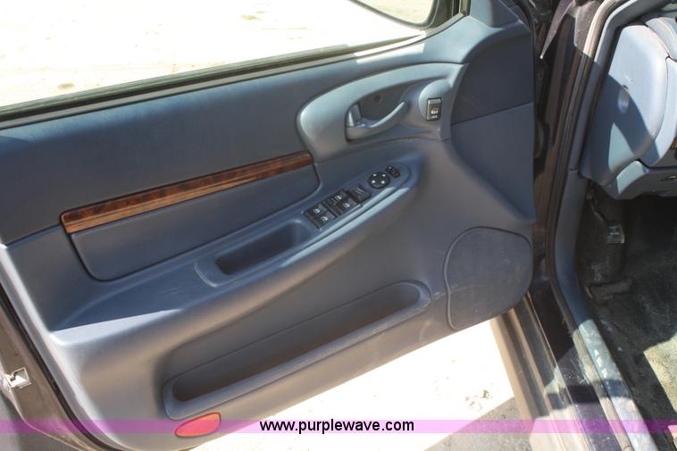 image for item A2251 2001 Chevrolet Impala