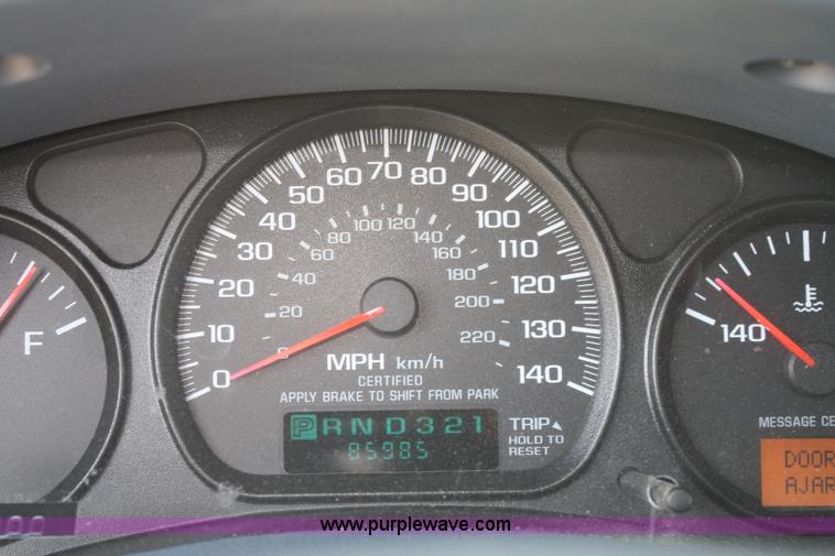 image for item A2251 2001 Chevrolet Impala