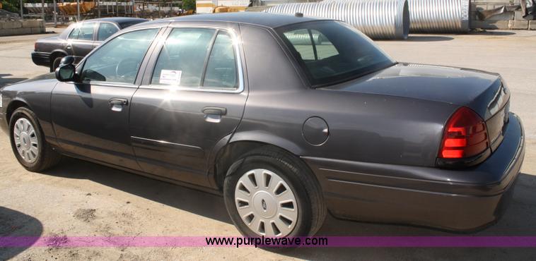image for item A2252 2008 Ford Crown Victoria Police Interceptor