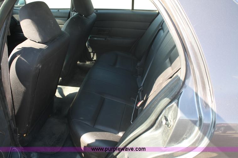 image for item A2252 2008 Ford Crown Victoria Police Interceptor