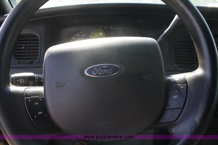 image for item A2252 2008 Ford Crown Victoria Police Interceptor