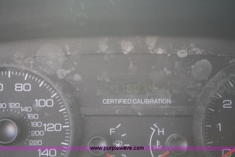 image for item A2252 2008 Ford Crown Victoria Police Interceptor