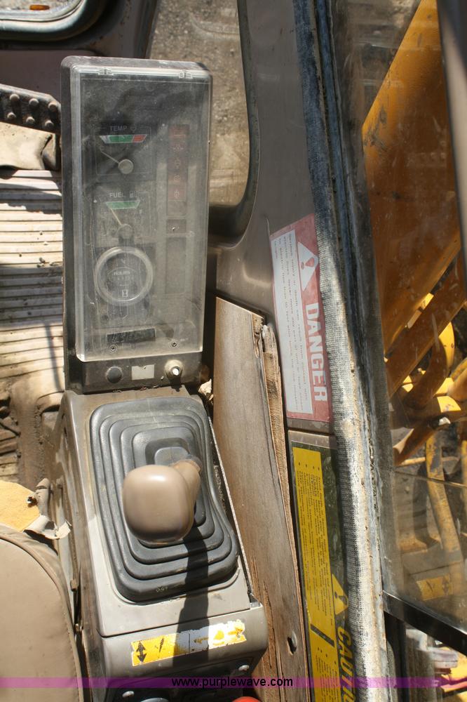 image for item A2254 1987 John Deere 690D-LC excavator