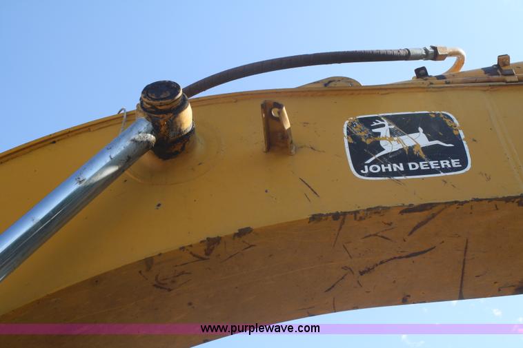 image for item A2254 1987 John Deere 690D-LC excavator