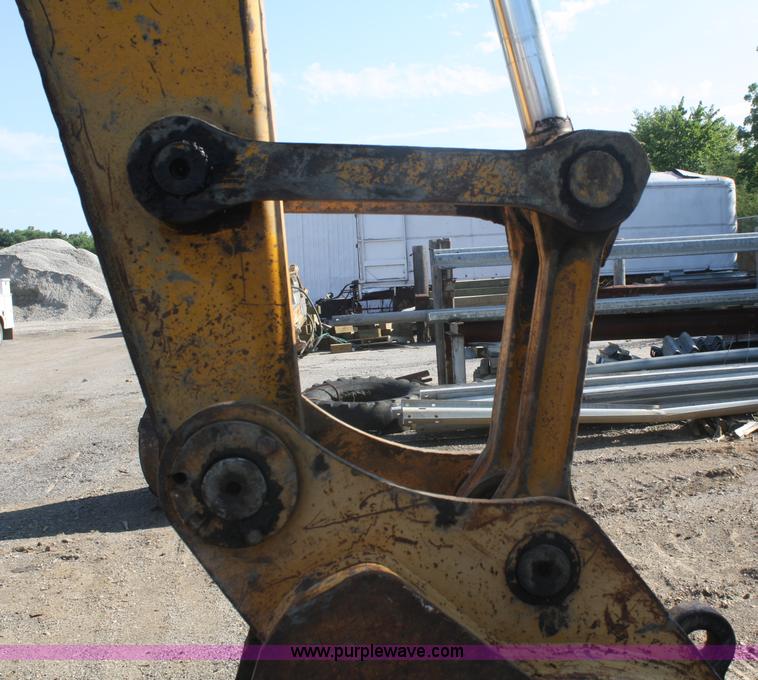 image for item A2254 1987 John Deere 690D-LC excavator