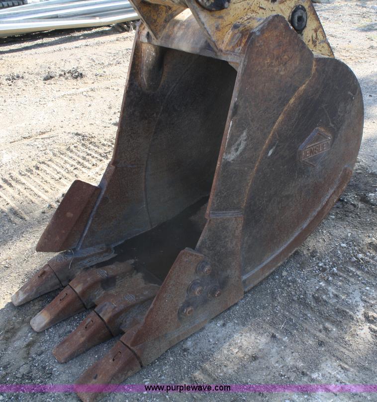 image for item A2254 1987 John Deere 690D-LC excavator