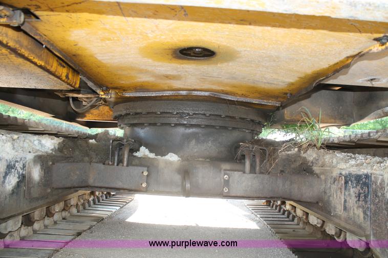 image for item A2254 1987 John Deere 690D-LC excavator