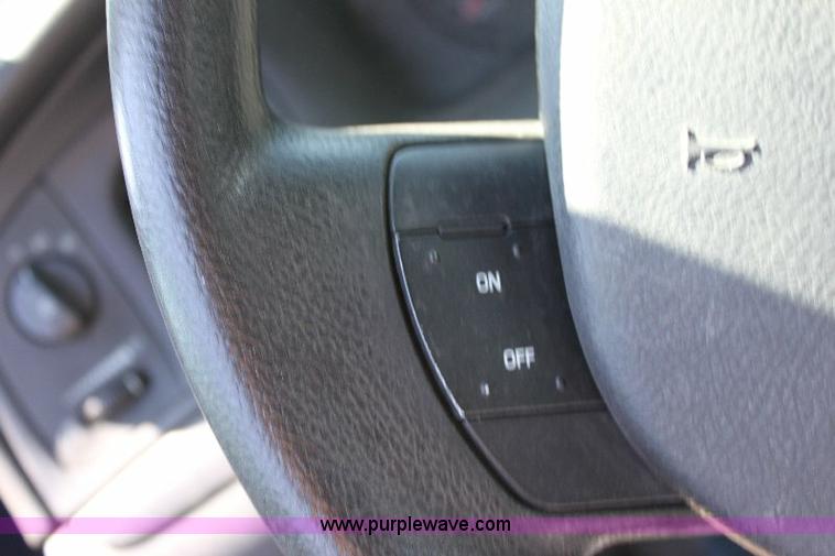 image for item A2585 2006 Ford Crown Victoria Police Interceptor