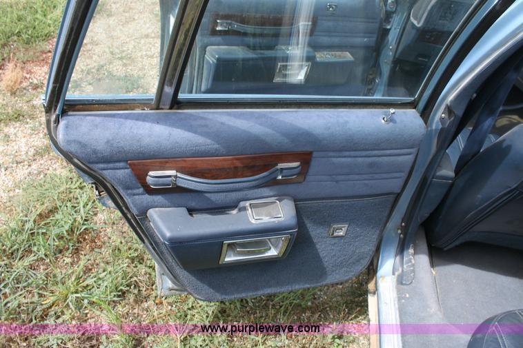 image for item A2631 1989 Chevrolet Caprice Classic