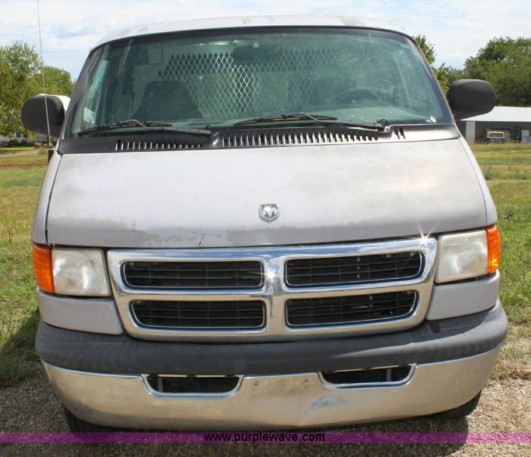 image for item A2632 1999 Dodge Ram B2500 cargo van