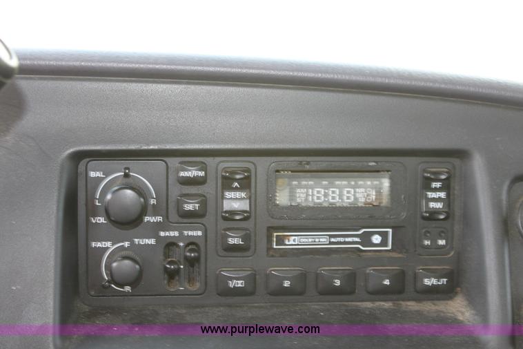 image for item A2632 1999 Dodge Ram B2500 cargo van