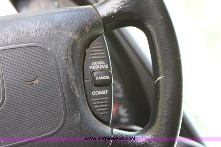 image for item A2632 1999 Dodge Ram B2500 cargo van