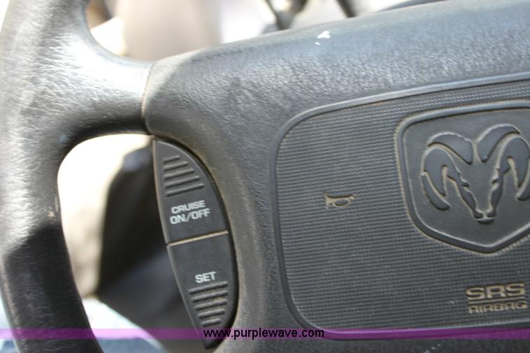 image for item A2632 1999 Dodge Ram B2500 cargo van