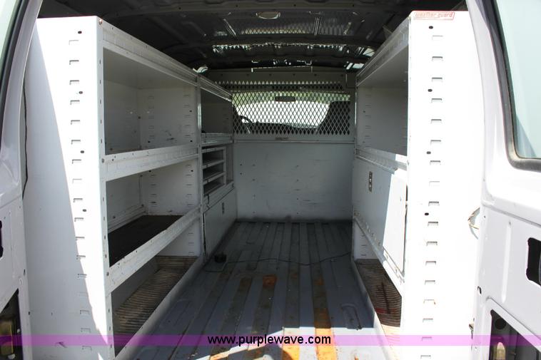 image for item A2632 1999 Dodge Ram B2500 cargo van