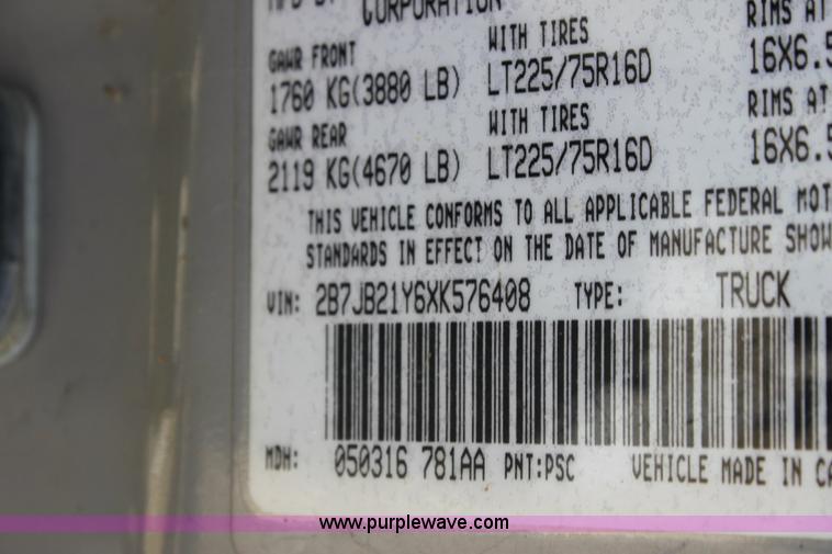 image for item A2632 1999 Dodge Ram B2500 cargo van