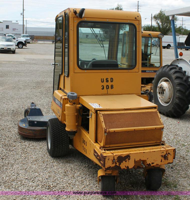 image for item A2675 Hustler Excel 4300 lawn mower