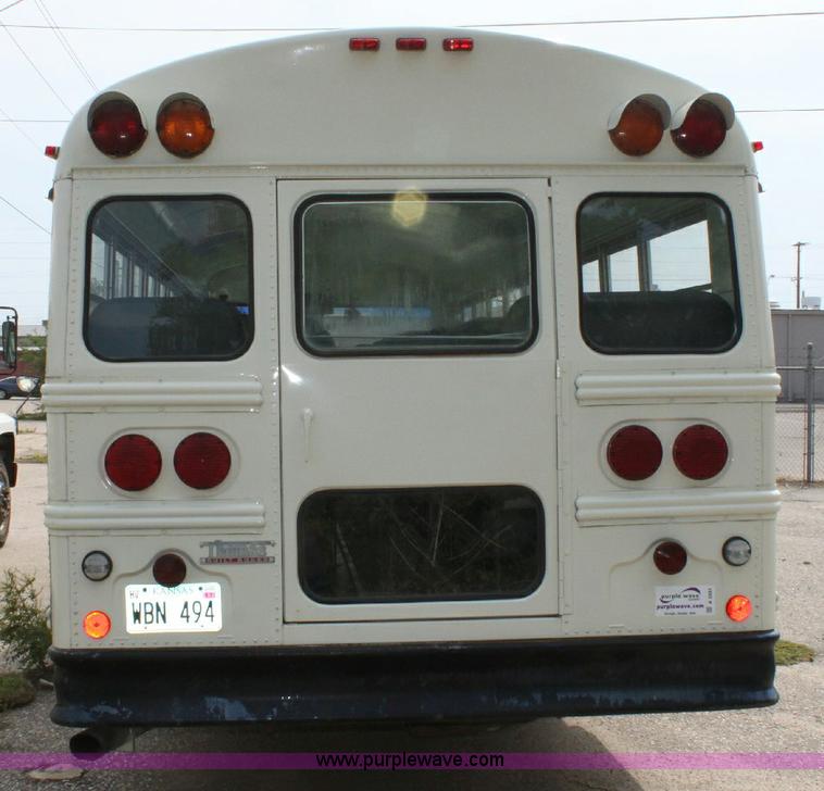 image for item A2681 1989 Ford B700 Thomas Built school bus