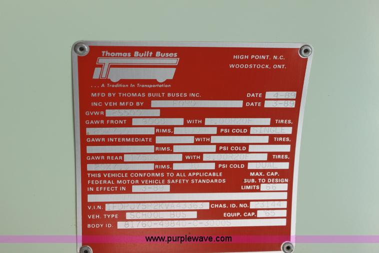 image for item A2681 1989 Ford B700 Thomas Built school bus