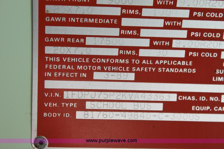 image for item A2681 1989 Ford B700 Thomas Built school bus