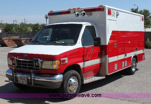image for item A2685 1992 Ford E350 hazmat vehicle