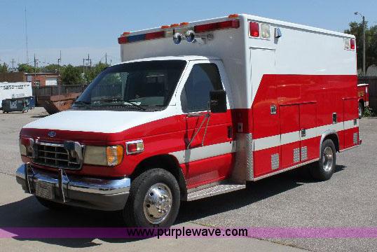image for item A2685 1992 Ford E350 hazmat vehicle