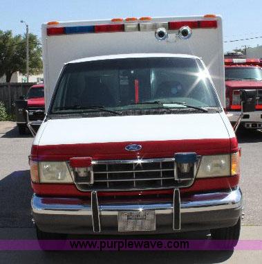 image for item A2685 1992 Ford E350 hazmat vehicle
