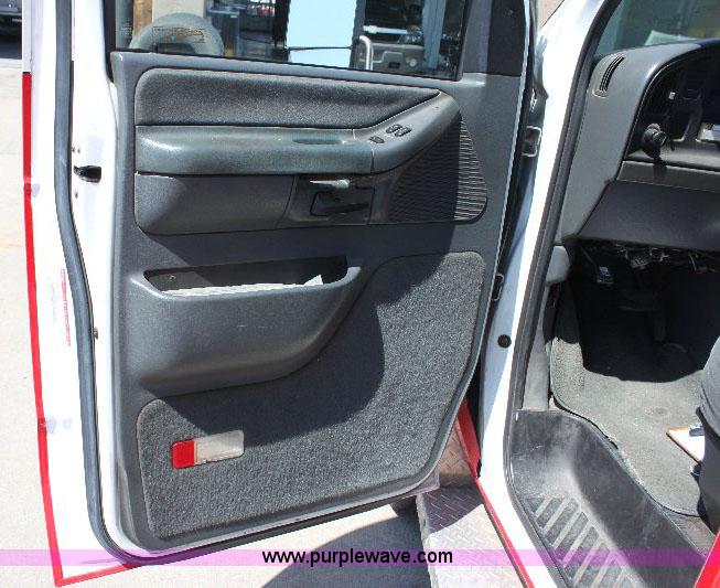 image for item A2685 1992 Ford E350 hazmat vehicle