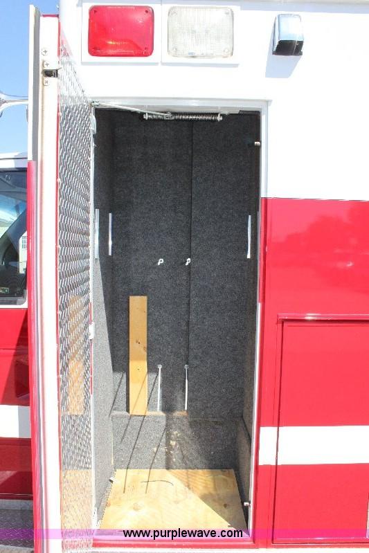 image for item A2685 1992 Ford E350 hazmat vehicle