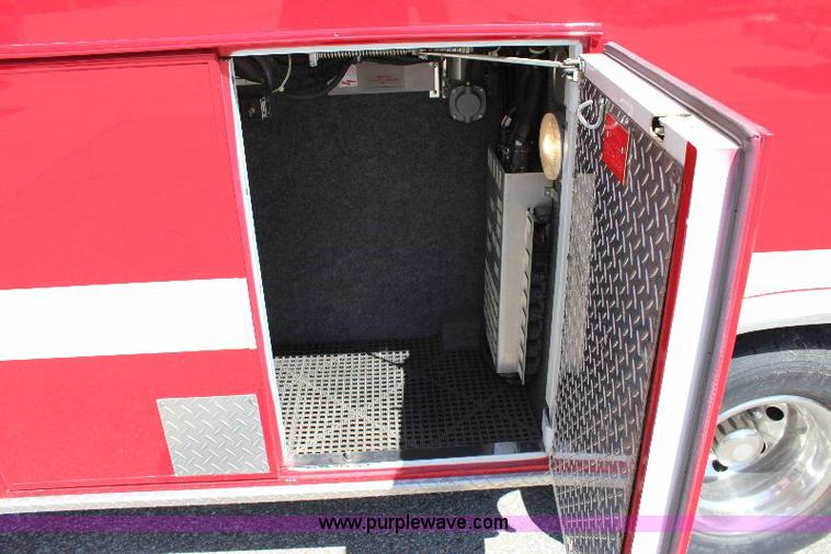 image for item A2685 1992 Ford E350 hazmat vehicle