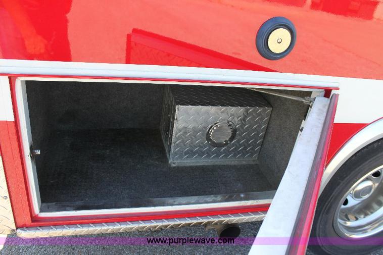 image for item A2685 1992 Ford E350 hazmat vehicle