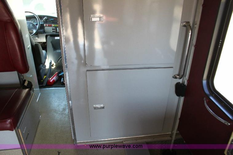 image for item A2685 1992 Ford E350 hazmat vehicle