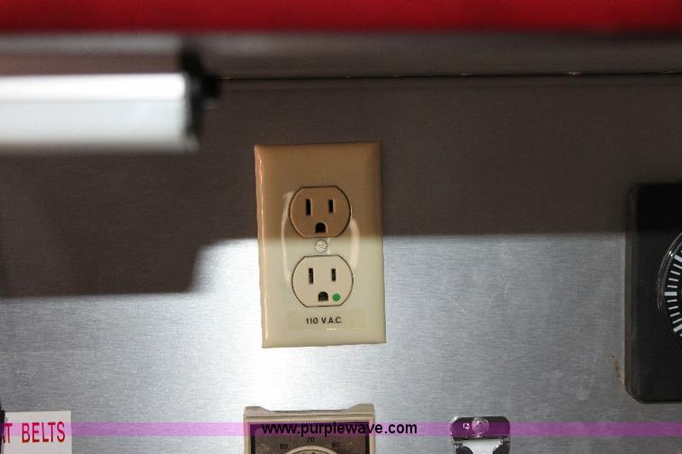 image for item A2685 1992 Ford E350 hazmat vehicle