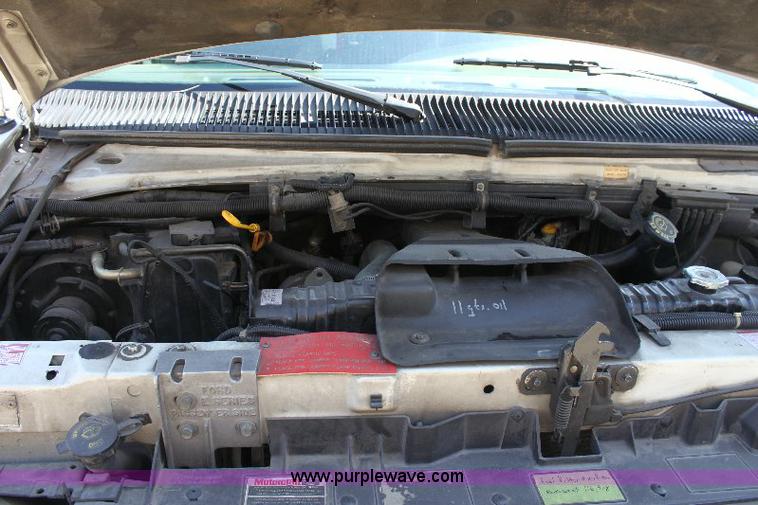 image for item A2685 1992 Ford E350 hazmat vehicle