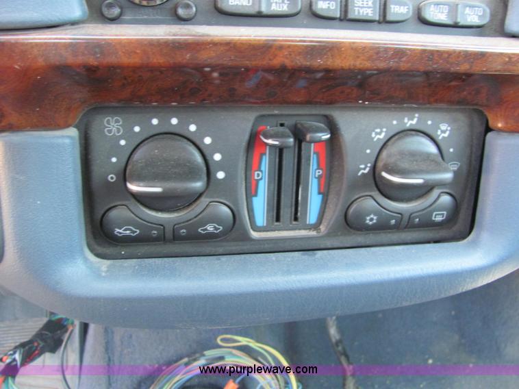 image for item A2694 2005 Chevrolet Impala