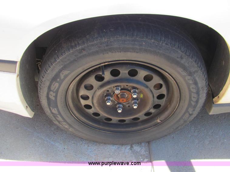 image for item A2694 2005 Chevrolet Impala