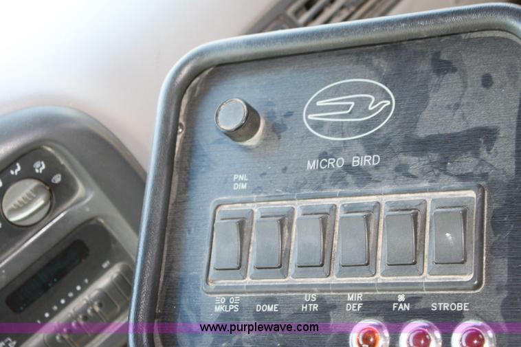 image for item A2697 1998 GMC Savana G3500 transit bus