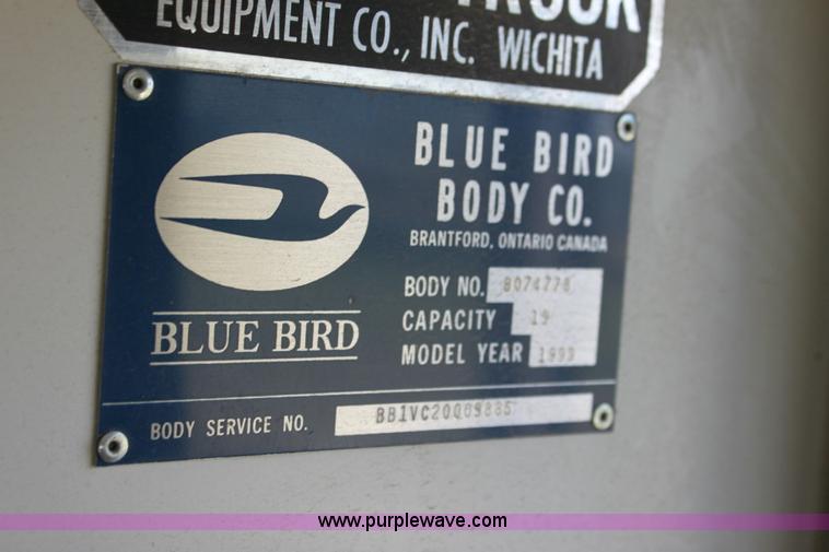 image for item A2697 1998 GMC Savana G3500 transit bus