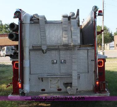 image for item A2698 1974 International Fleetstar 2010 firetruck