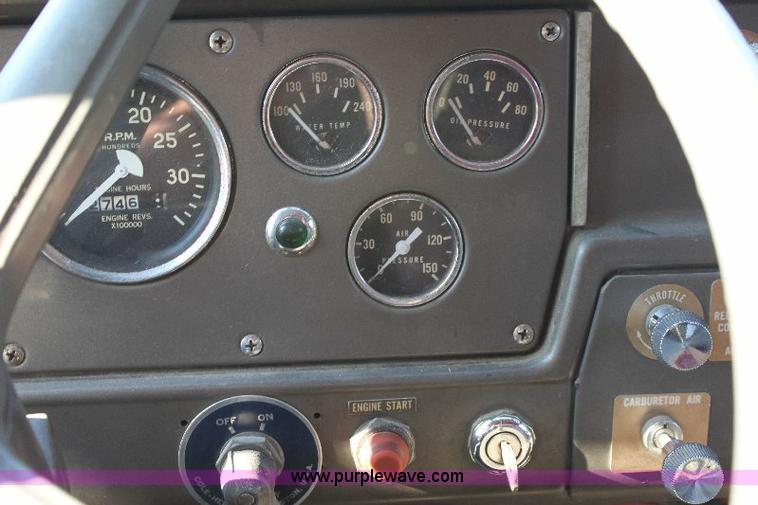 image for item A2698 1974 International Fleetstar 2010 firetruck