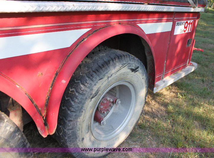 image for item A2698 1974 International Fleetstar 2010 firetruck