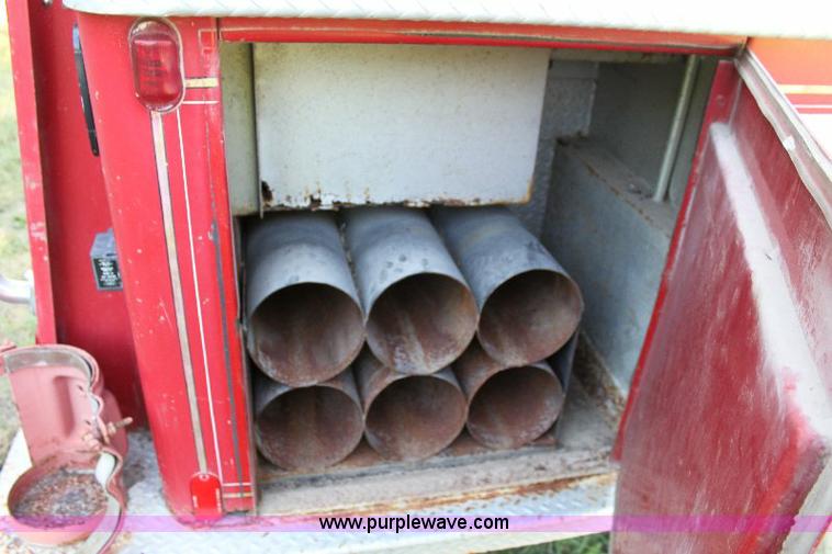 image for item A2698 1974 International Fleetstar 2010 firetruck