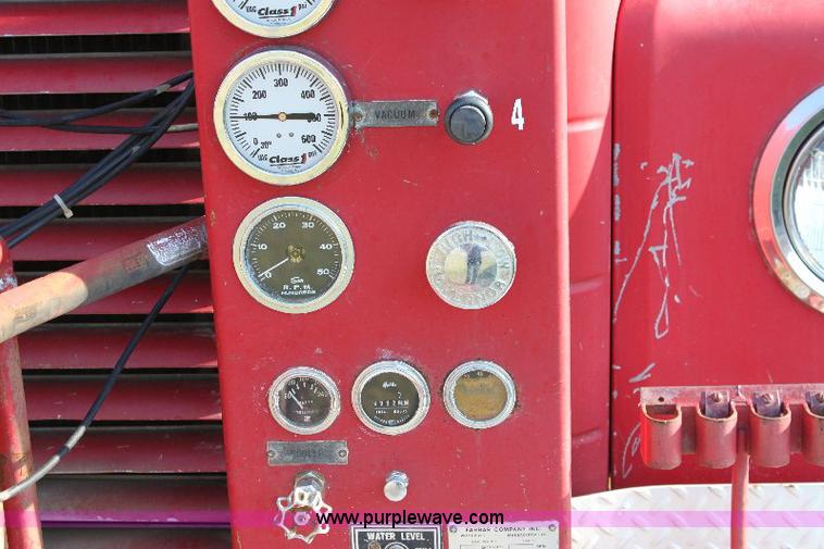 image for item A2698 1974 International Fleetstar 2010 firetruck