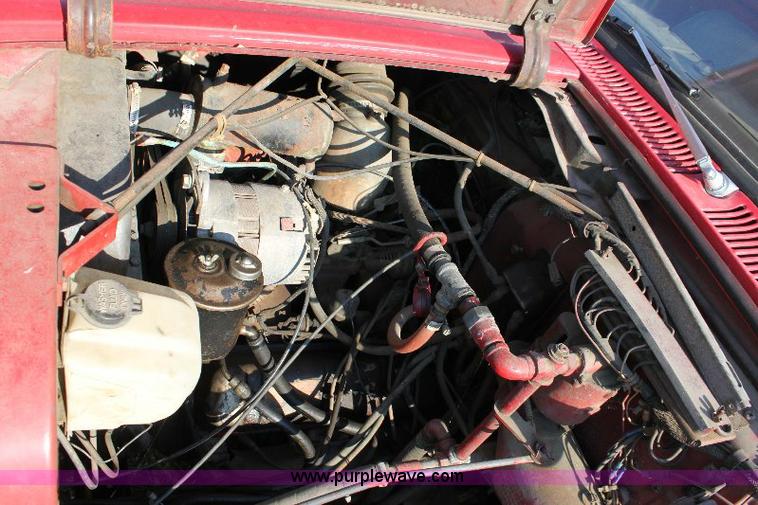 image for item A2698 1974 International Fleetstar 2010 firetruck